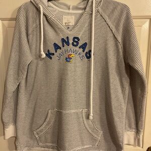 KANSAS JAYHAWKS BLUE 84 FRENCH TERRY CLOTH PULLOVER XL.50”C28”L